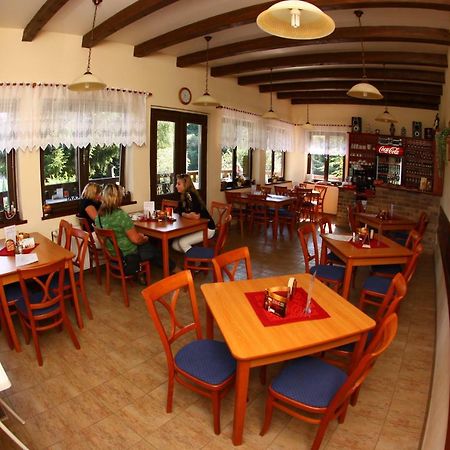 Yacht Club Barrandov Otel Kožlí u Orlíka Dış mekan fotoğraf