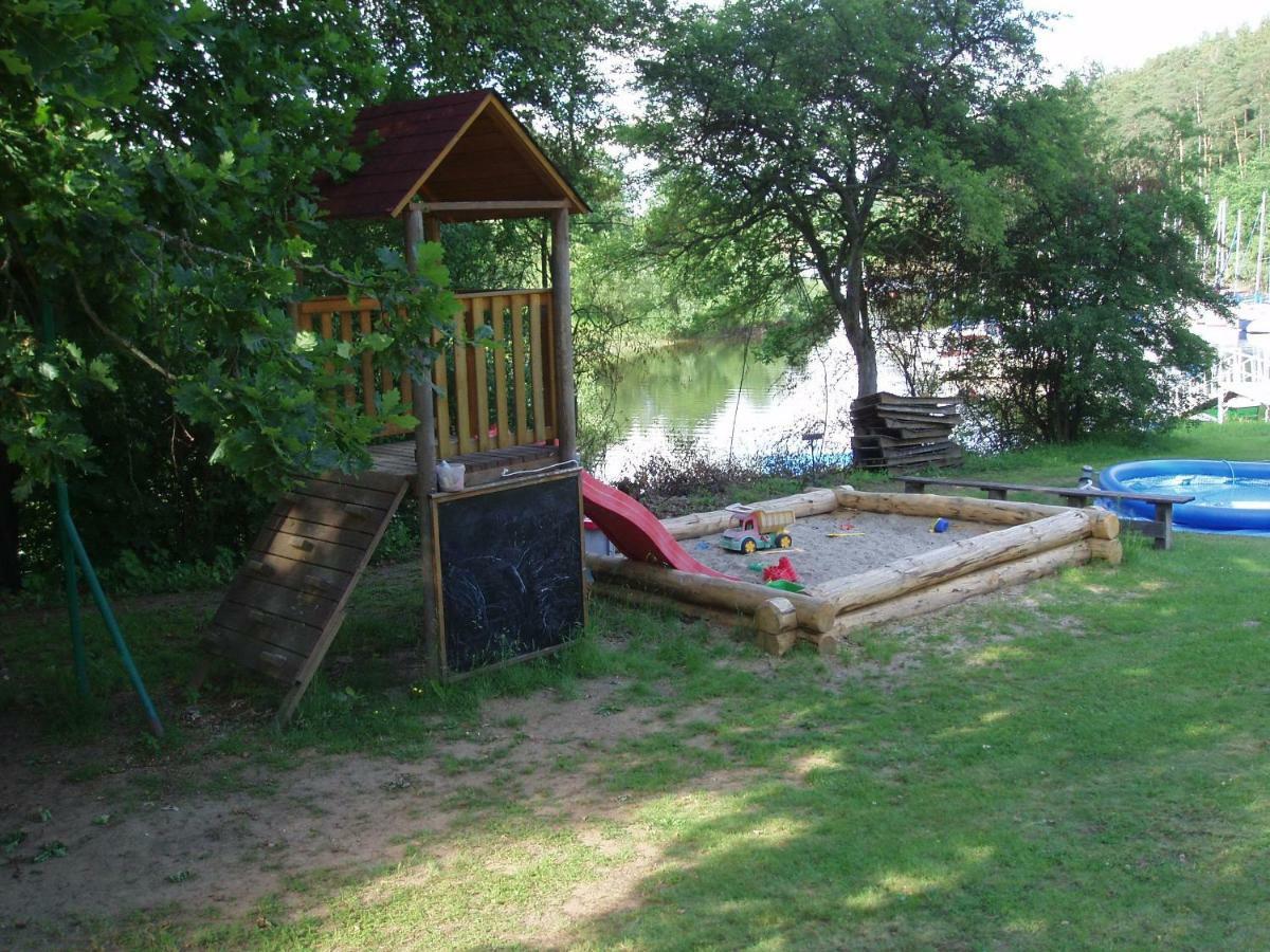 Yacht Club Barrandov Otel Kožlí u Orlíka Dış mekan fotoğraf